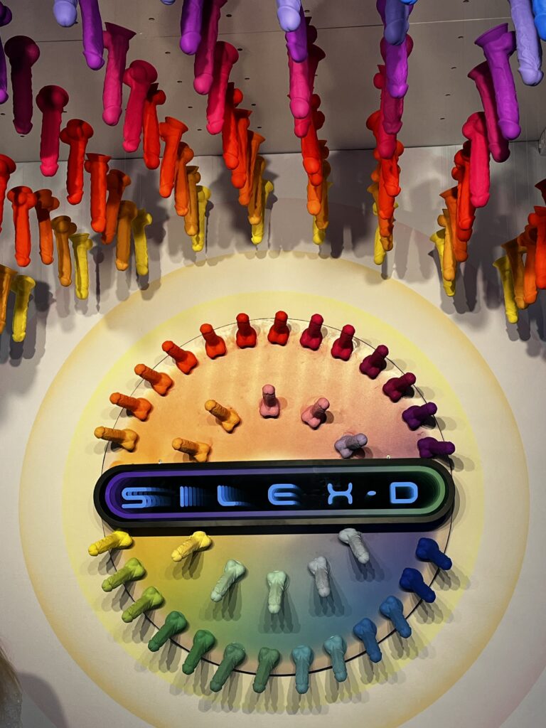 This image has an empty alt attribute; its file name is expo3-768x1024.jpg